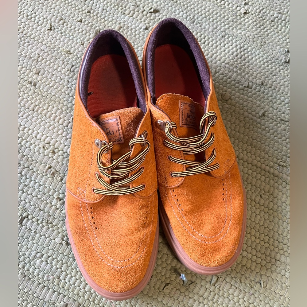 Nike Stefan Janoski,  skater sneakers, orange suede. 10.5